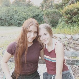 Meet your Posher, Harmony